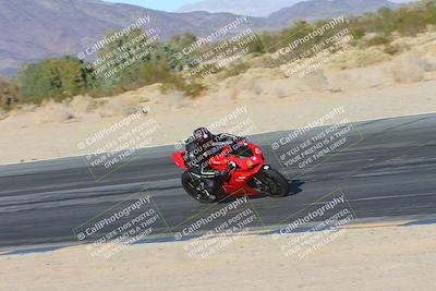 media/Jan-13-2025-Ducati Revs (Mon) [[8d64cb47d9]]/3-B Group/Session 5  (Turn 10 Inside)/